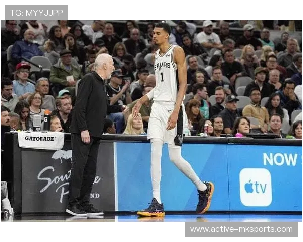 温班亚马荣膺盖帽王，统治力震撼联盟