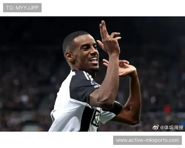 伊萨克闪耀纽卡:新援首秀即破门,球迷期待其成锋线核心 伊萨克闪耀纽卡:新援首秀即破门,球迷期待其成锋线核心